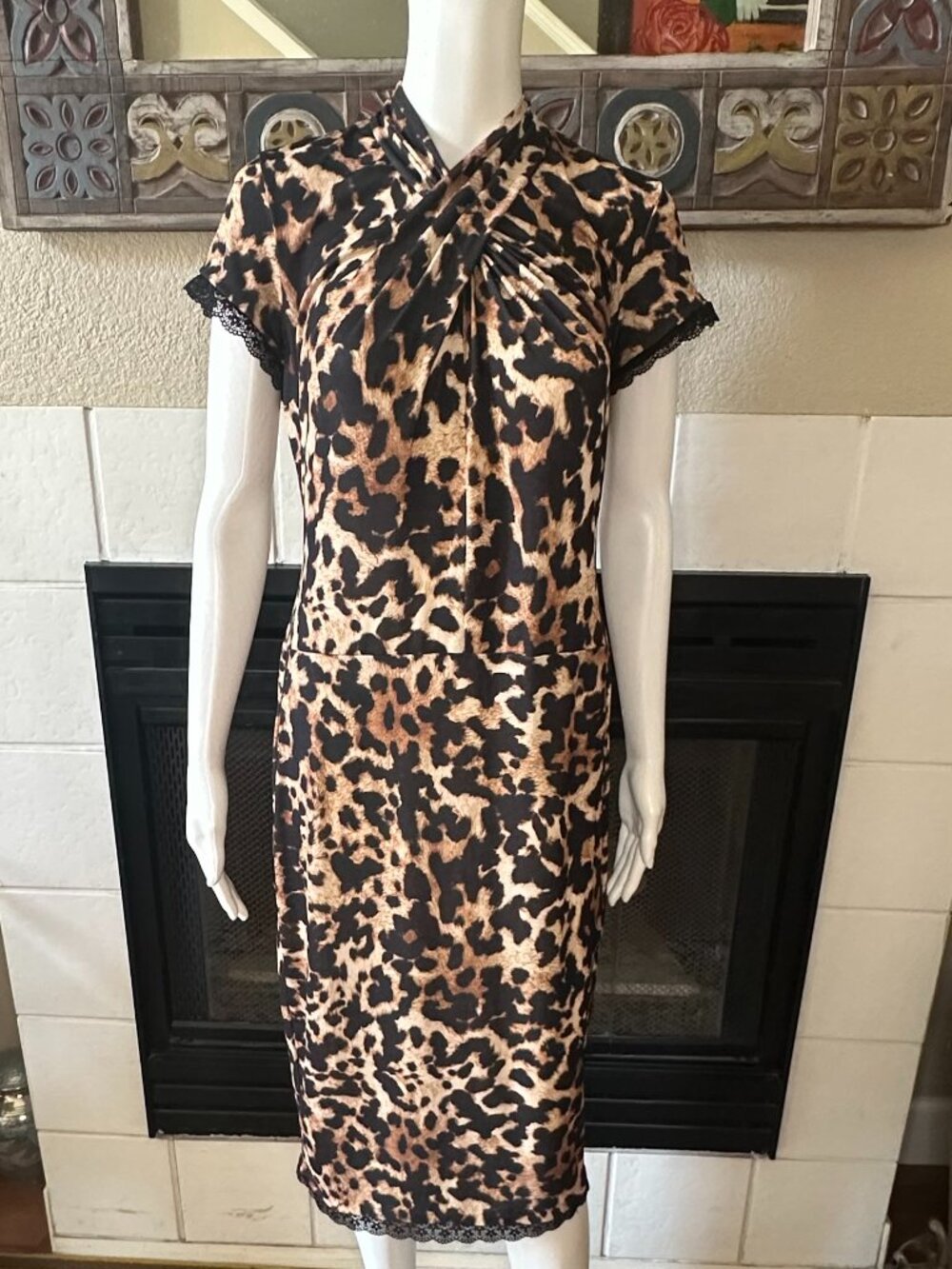Venus Animal Print Stretch Short Sleeve brown Dress medium